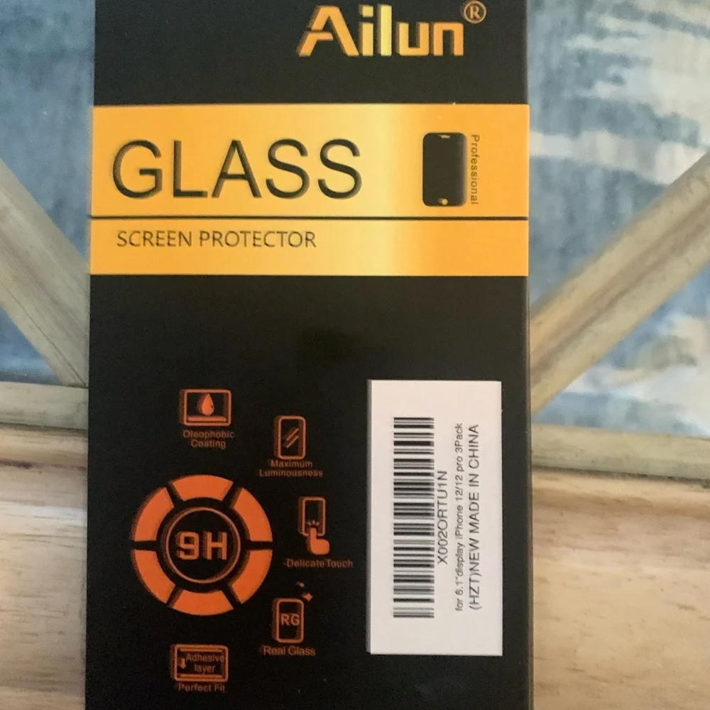 NWT screen protectors 12Pro